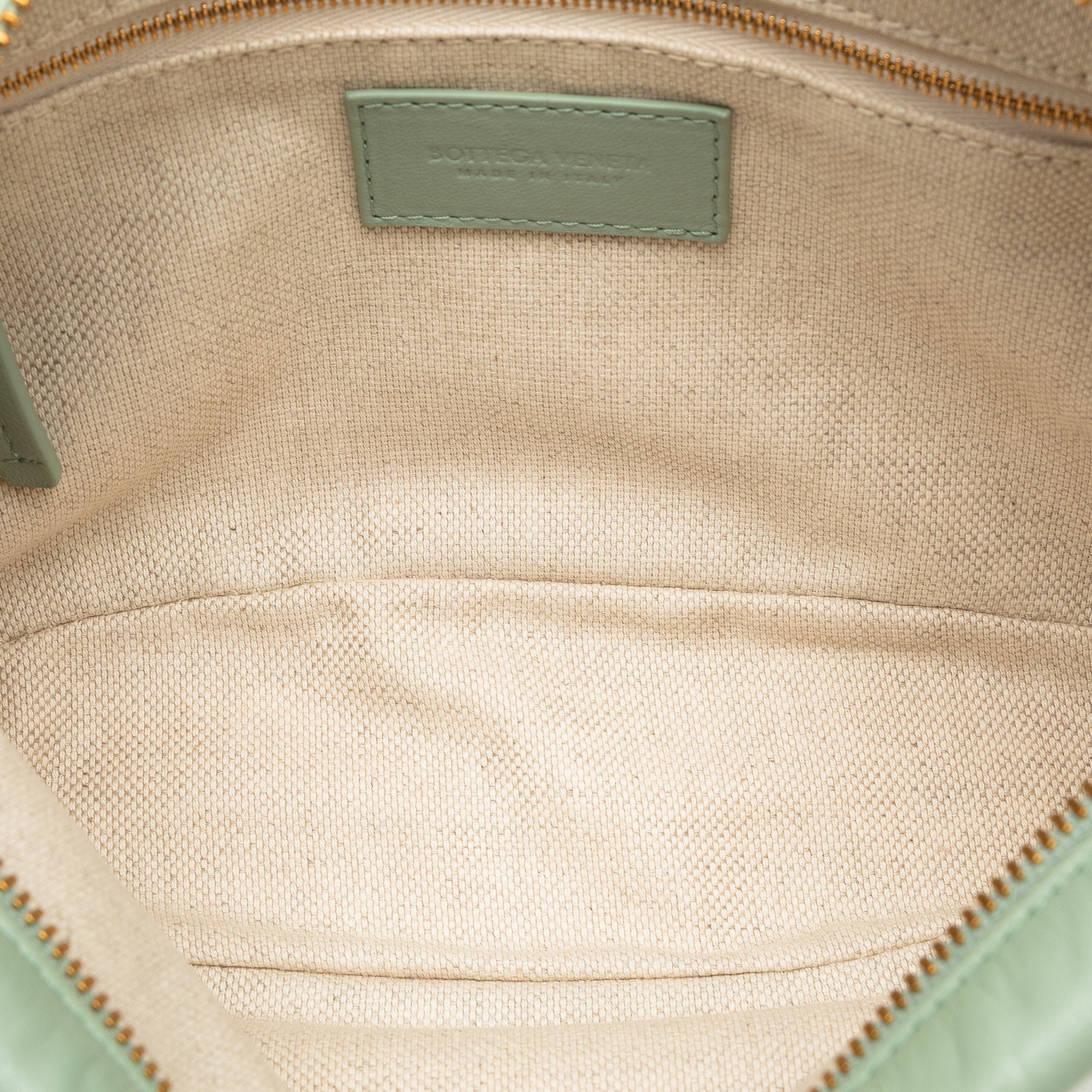 Small Knot Shoulder Bag Green - Lab Luxury Resale