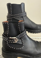 Givenchy Stud Chelsea Boot Size 38
