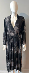 Raquel Allegra graphic print dress in size XL, stylish women’s clothing with bold abstract patterns and a relaxed fit.