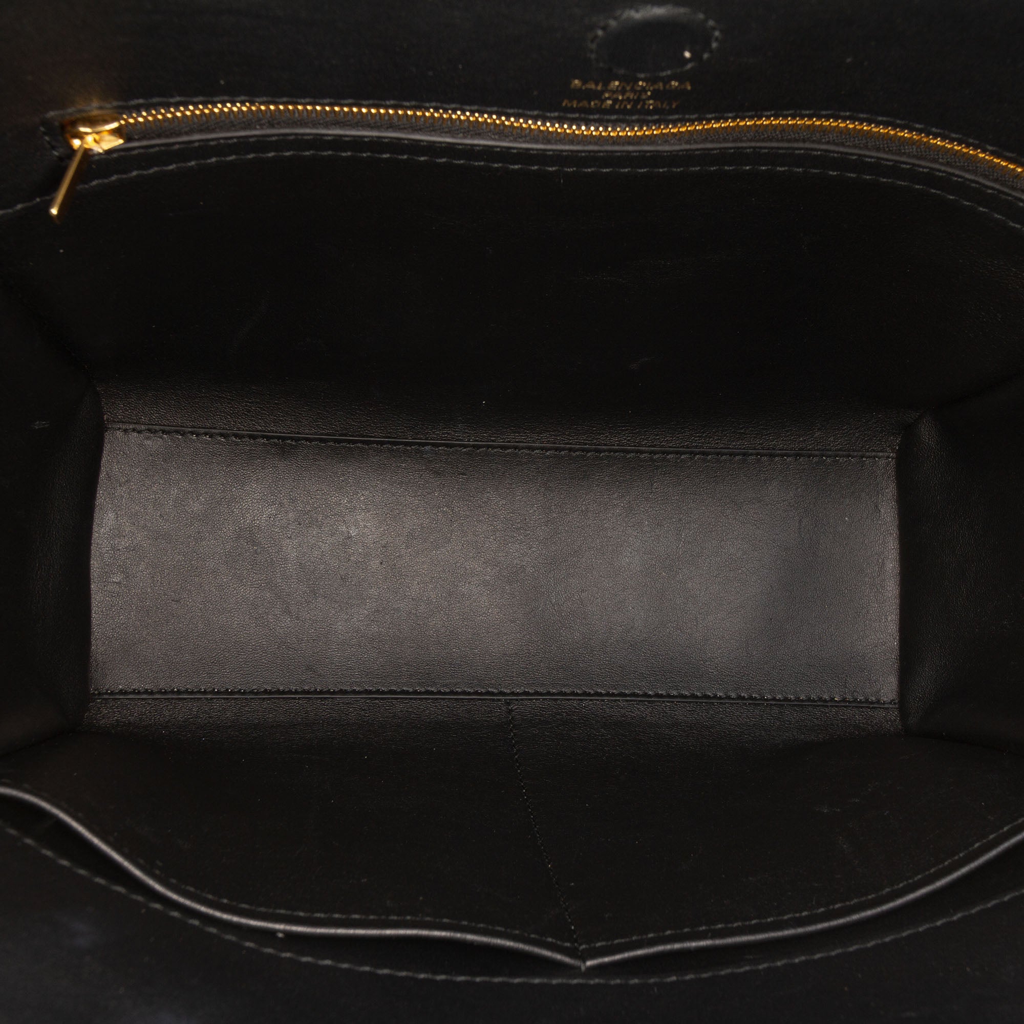 Mini Smooth Calfskin Hampton Carry All Satchel Black - Lab Luxury Resale
