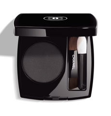 Chanel Ombre Essentielle multi-use longwear eyeshadow in various shades, showing a close-up of the colorful eyeshadow palette.