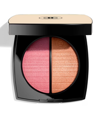 Chanel Les Beiges Healthy Golden Glow Powder in Eclat Du Soir, displaying a luxurious pressed face powder with a radiant finish.