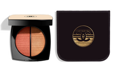 Chanel Les Beiges Healthy Golden Glow Powder Soleil Couchant, a luxurious beauty powder with a radiant finish, new in box.