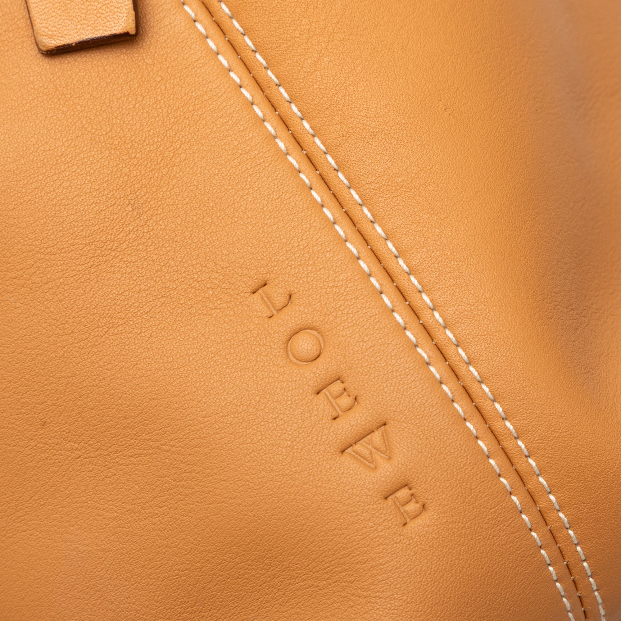 Calfskin Handbag Brown - Lab Luxury Resale
