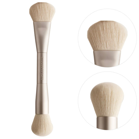 Summer Fridays The Blush Brush NIB, a clean beauty makeup brush with soft bristles and pink handle, ideal for applying blush.