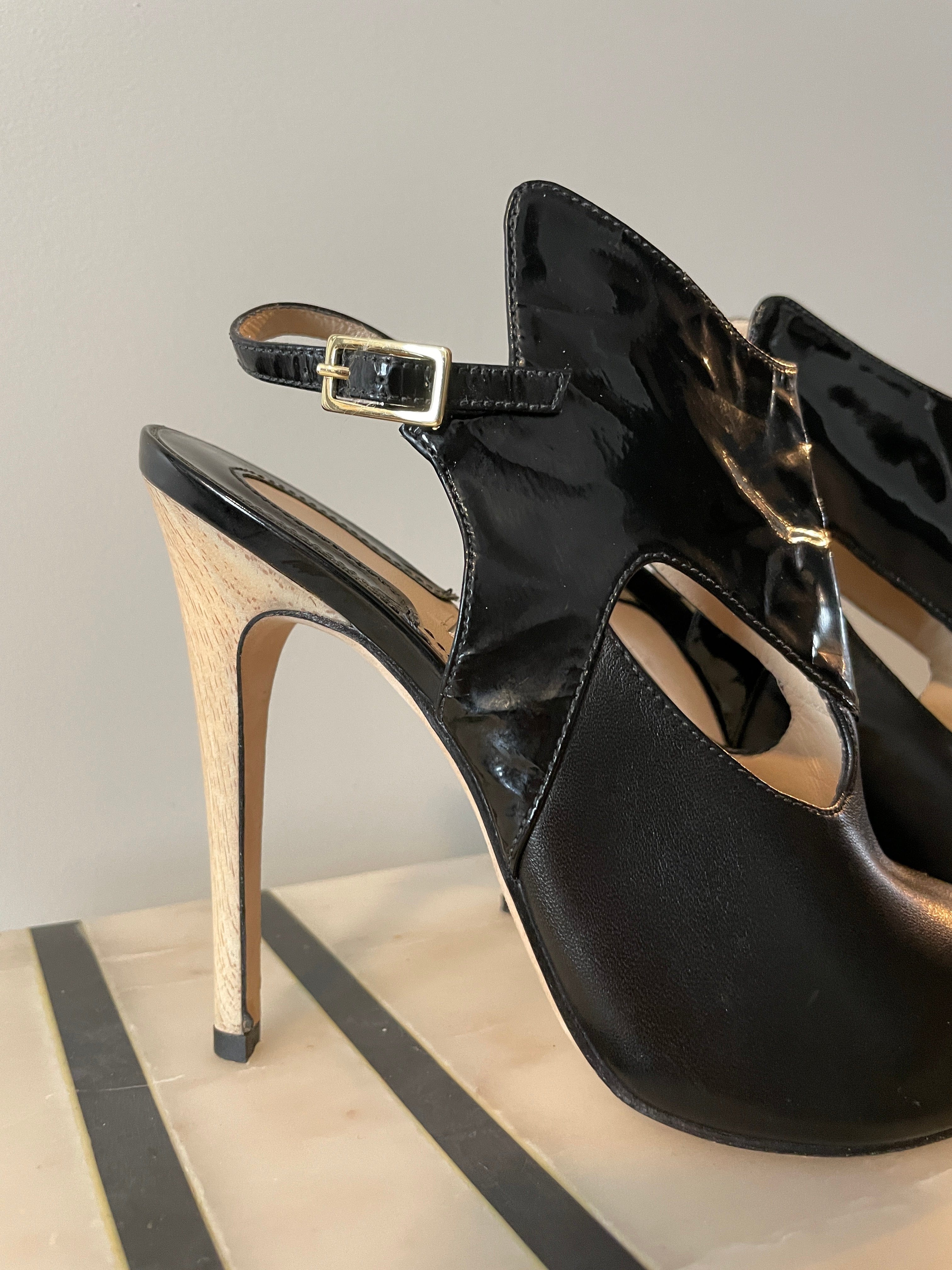 Savvy effekt sikkerhed Camilla Skovgaard Cut out Sandals Size 38 – LAB